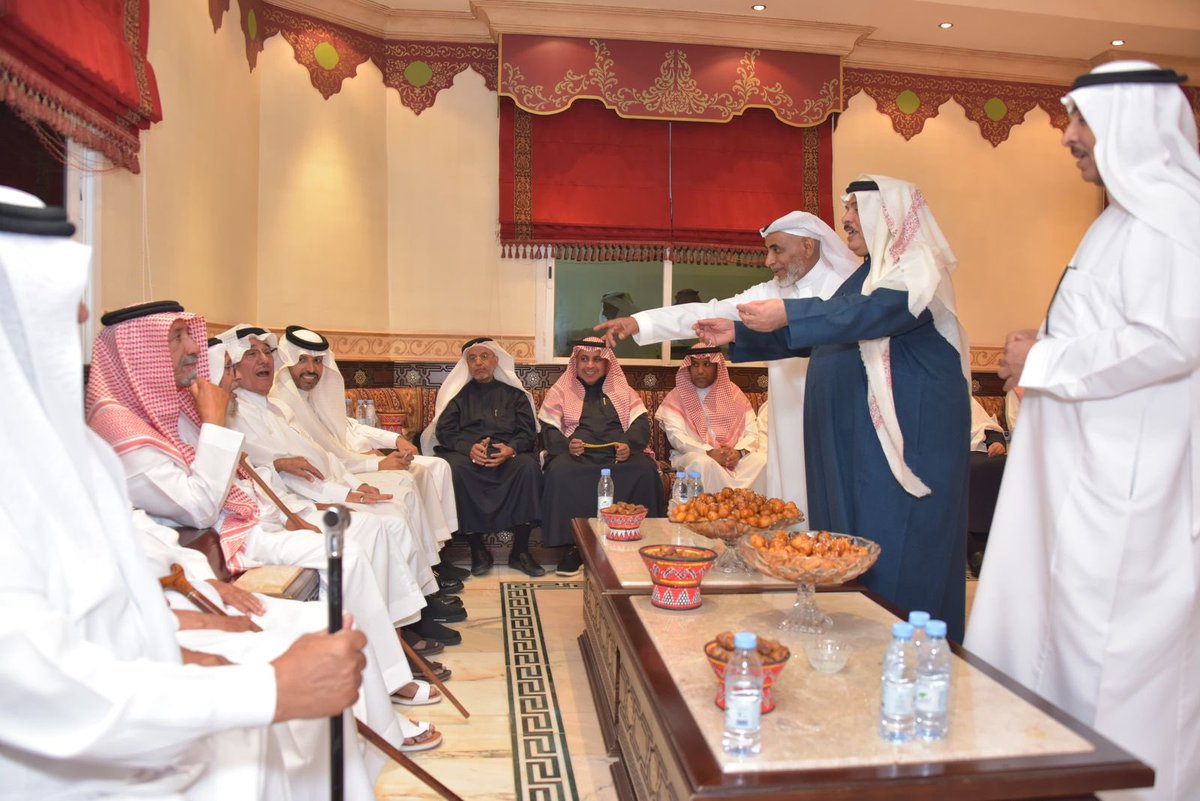 3525_ali's tweet photo. في مبادرة رمضانية ..  مجلس ال برمان بالخبر .. 
يستضيف رجال أعمال نجران بالشرقية .
 #الـخـُبـَر_نجران https://t.co/SByDGiJxBR