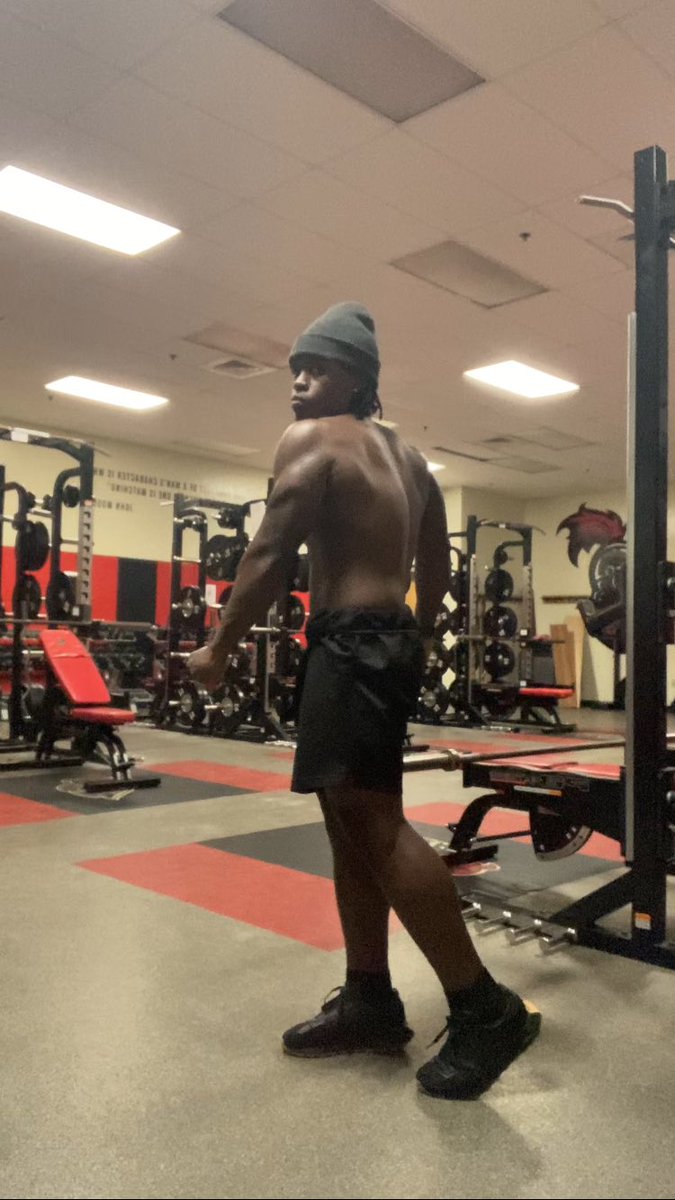 Raenaldo "Tank" Farrington Jr. tweet media