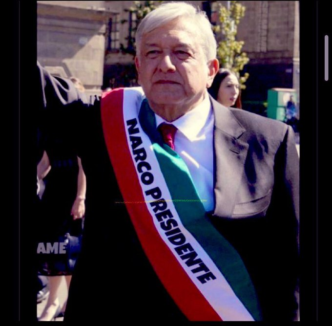 FatimaAlanismx's tweet image. Estoy segura que puedo encontrar a 1 millon de mexicanos que lo quieran tras las rejas, tanto como Yo. Si estas de acuerdo de que sea juzgado y encarcelado, RT y FAV este mensaje. 
#AMLOalacarcel