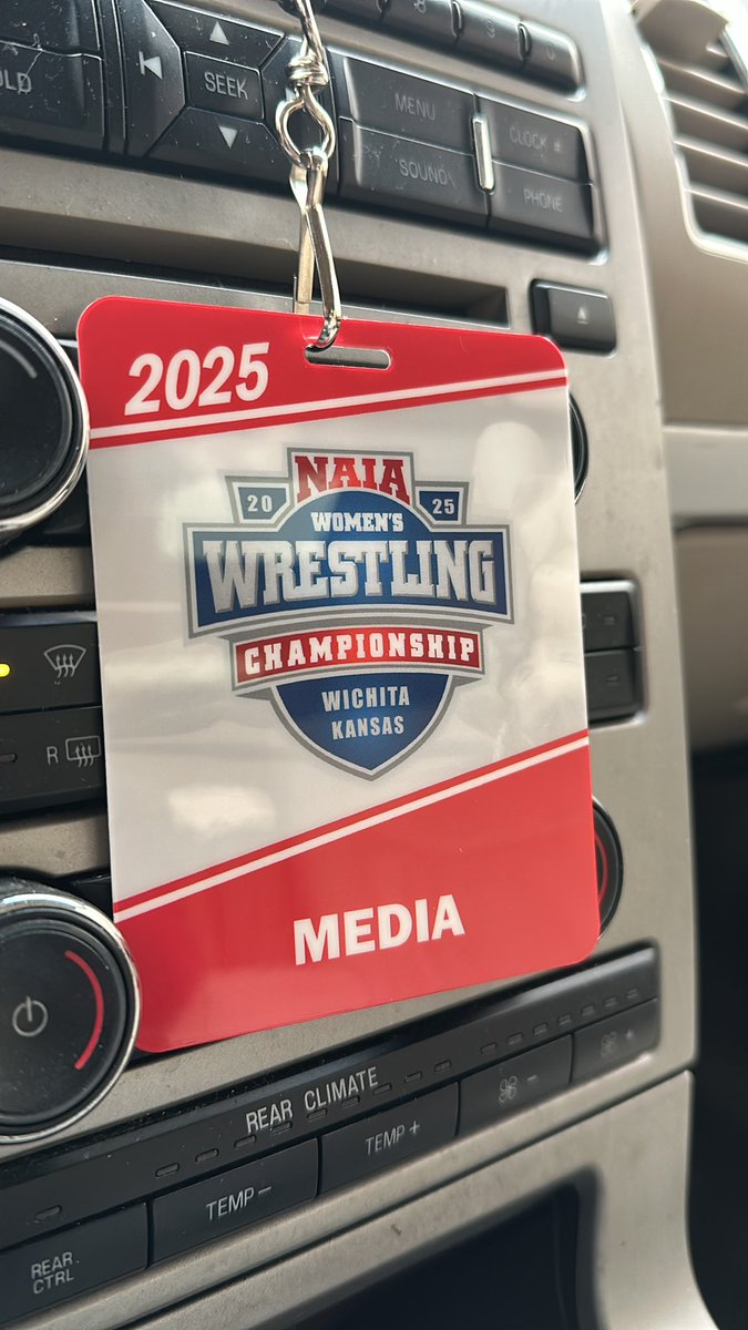 AWWderek tweet media