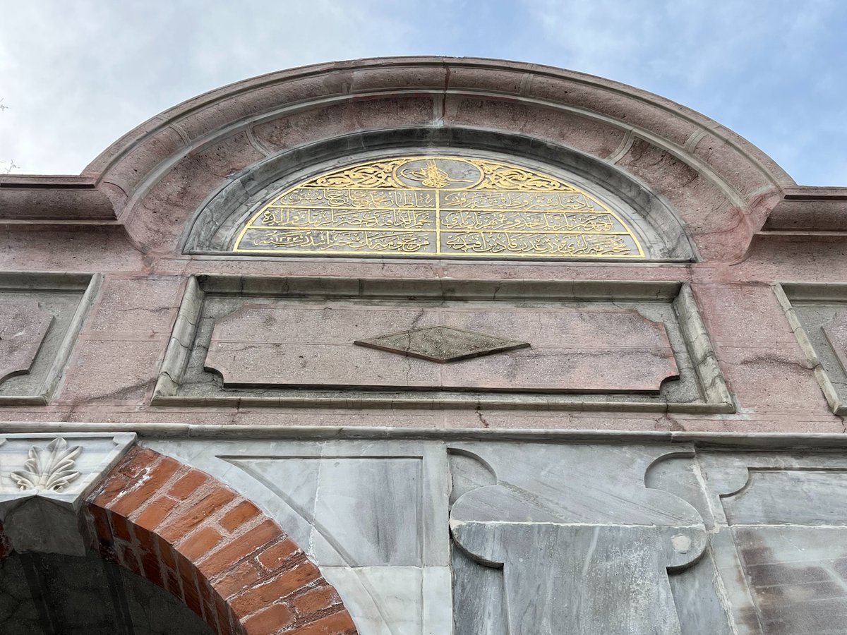 patyale's tweet photo. #FountainFriday Walking from Arnavutköy to Örtaköy yesterday happy to see that Kadin Efendi Çeşmesi, commissioned for Mehmed V's wife Dürriaden Kadin Efendi in 1909, had been restored. For first time also noticed tiled panels set in wall nearby. Shame it's such a busy main road. https://t.co/4Spxazv5Jy