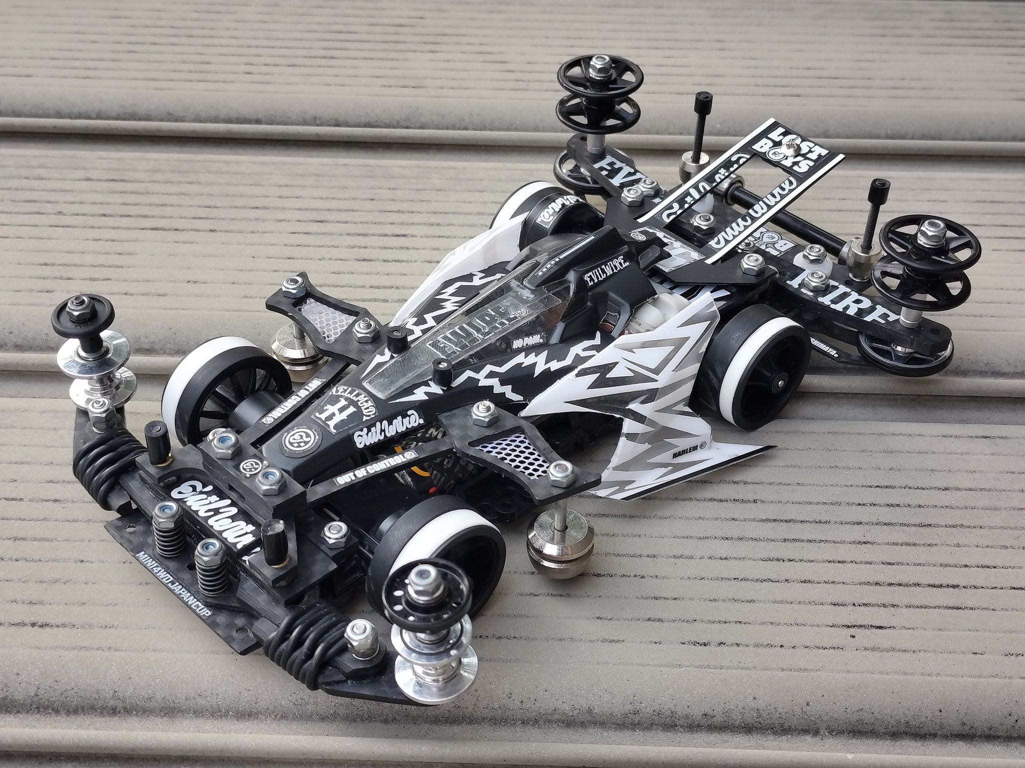 ミニ四駆　軽量13AA黒 omokimu-hobby_10111257