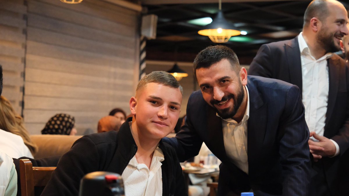 📍Kayseri

Gençliğin olduğu her masada varız!🙌🏼

Kayseri teşkilatımızdaki yol arkadaşlarımızla sahur sofrasında bir araya geldik.