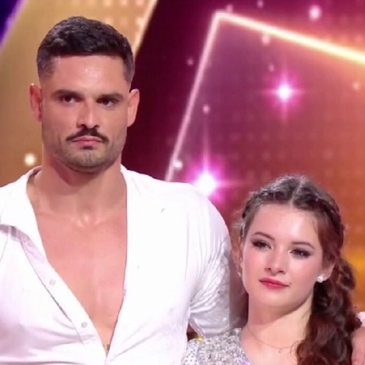 bfm_tg's tweet photo. 🔴 Elsa Bois aurait refusé de danser avec Nelson Monfort car « je n’aurais pas pu me mettre en couple avec lui. » a t-elle avoué. #DALS https://t.co/TrActJWHkK