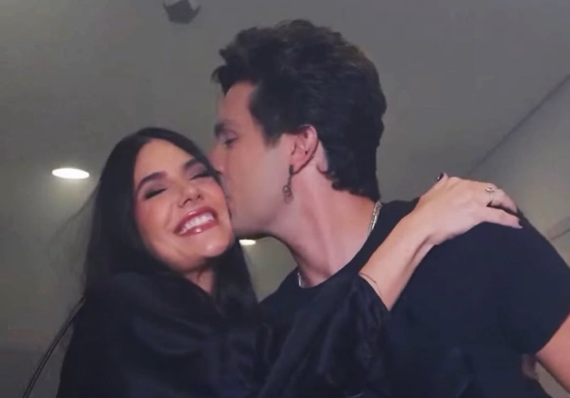 citysjade's tweet image. o tempo não muda nada. ♥️