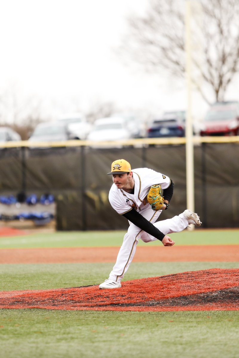 Undefeated in league play 💎

Echeman fans a dozen as Norse topple Fort Wayne in Horizon League opener

📰 - nkunorse.com