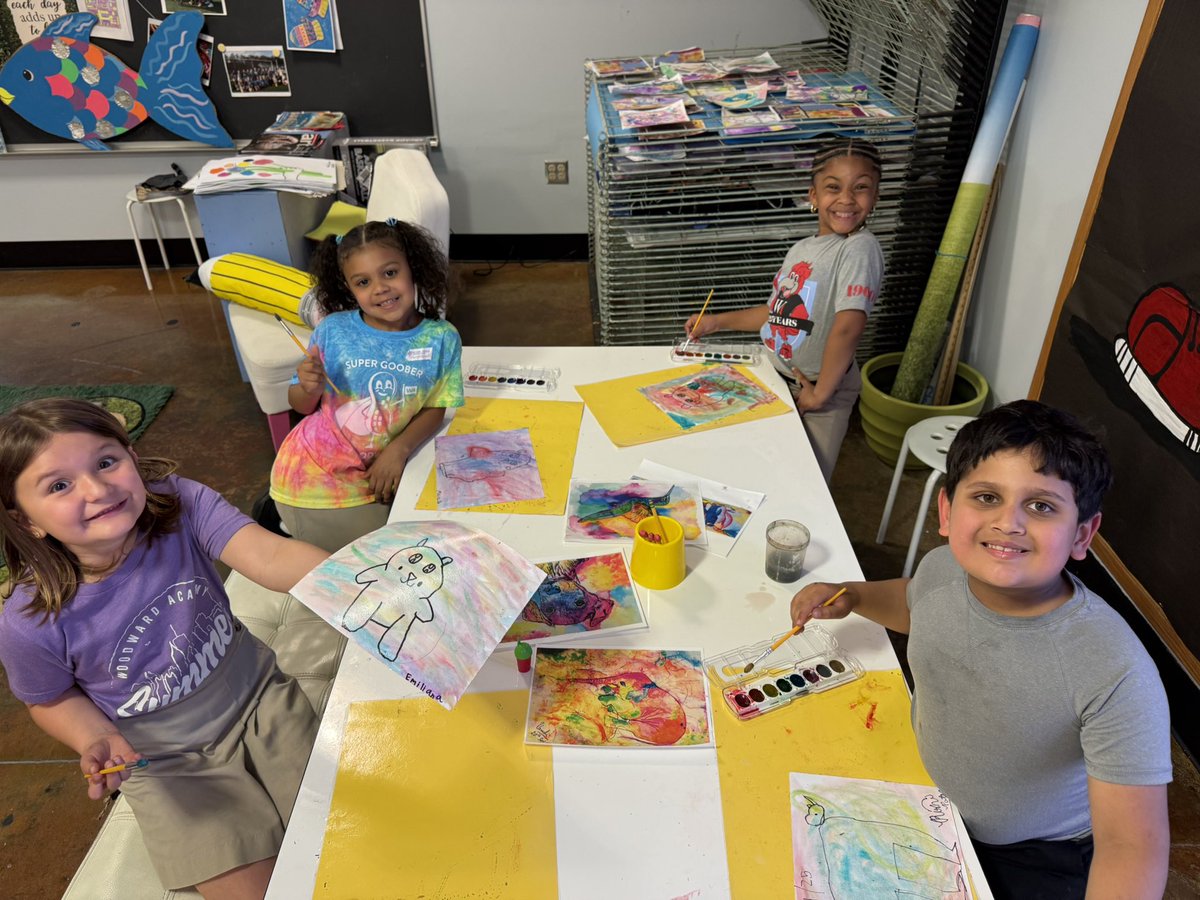 Sara Day (@wanorthart) on Twitter photo To celebrate Holi, we learned about contemporary artist Urvashi Patel and splattered vibrant spring watercolors in her free, fun, dance-like style <a href="/WoodwardAcademy/">Woodward Academy</a> #Holi2025 To celebrate Holi, we learned about contemporary artist Urvashi Patel and splattered vibrant spring watercolors in her free, fun, dance-like style <a href="/WoodwardAcademy/">Woodward Academy</a> #Holi2025