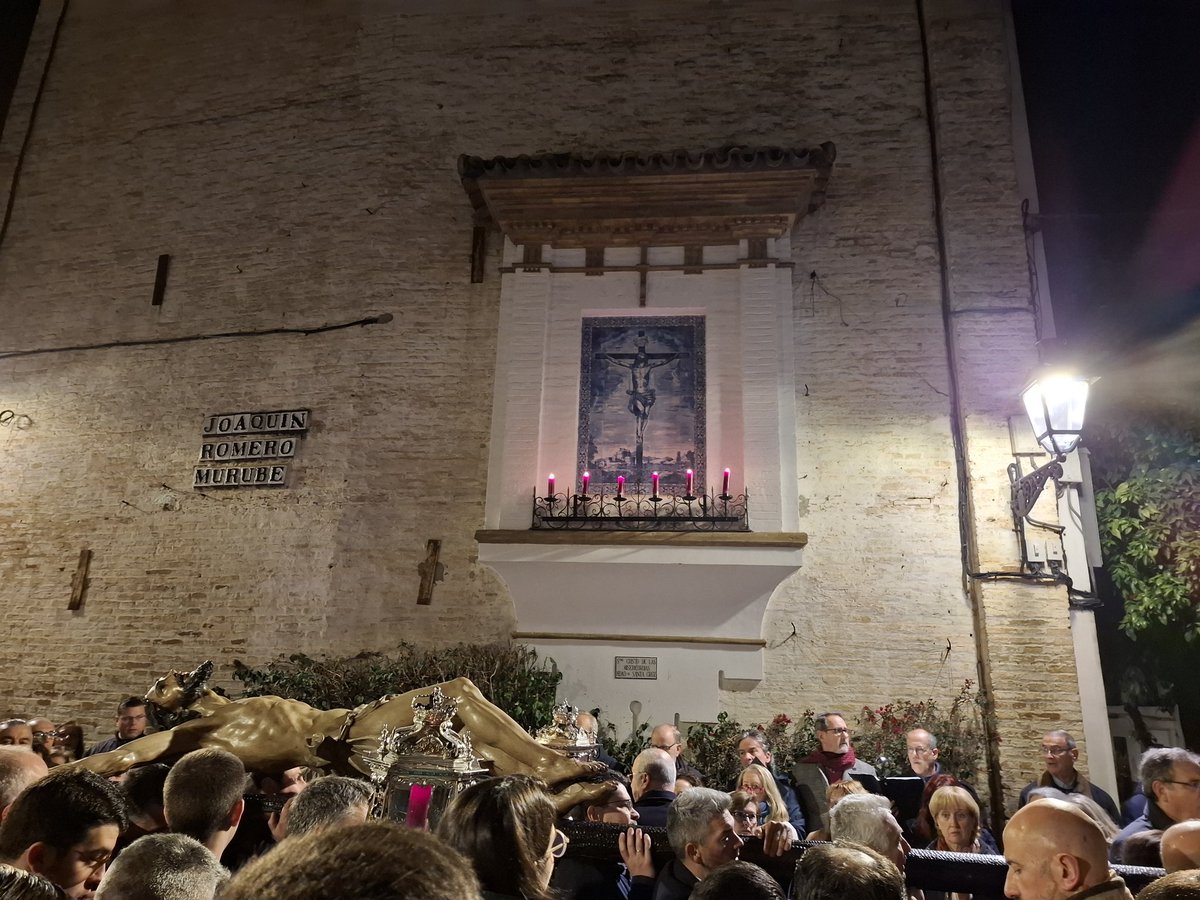 Cuaresma en #Sevilla <a href="/hdaddesantacruz/">Hermandad de Santa Cruz</a>