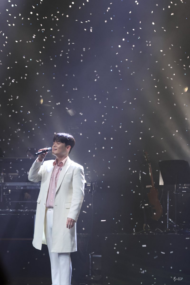 2025 화이트데이콘서트 <우리가 사랑할 때> 25.3.14
#라포엠 #LAPOEM #유채훈 

꽃비채훈🌸