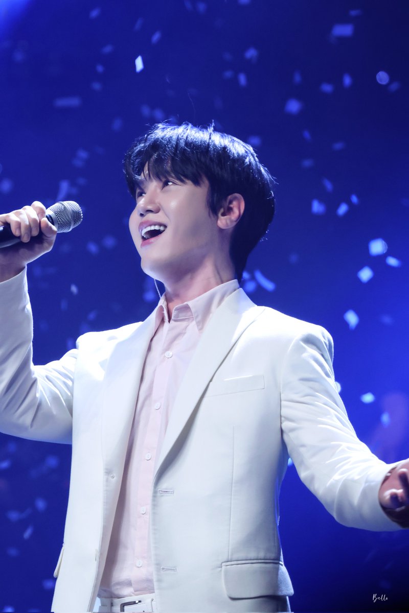 2025 화이트데이콘서트 <우리가 사랑할 때> 25.3.14 
#라포엠 #LAPOEM #최성훈 

꽃비천사🪽