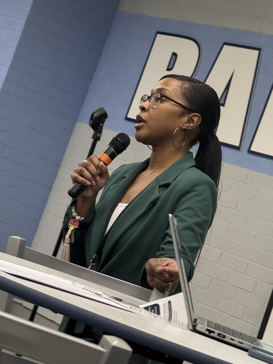 ERHS Principal tweet media