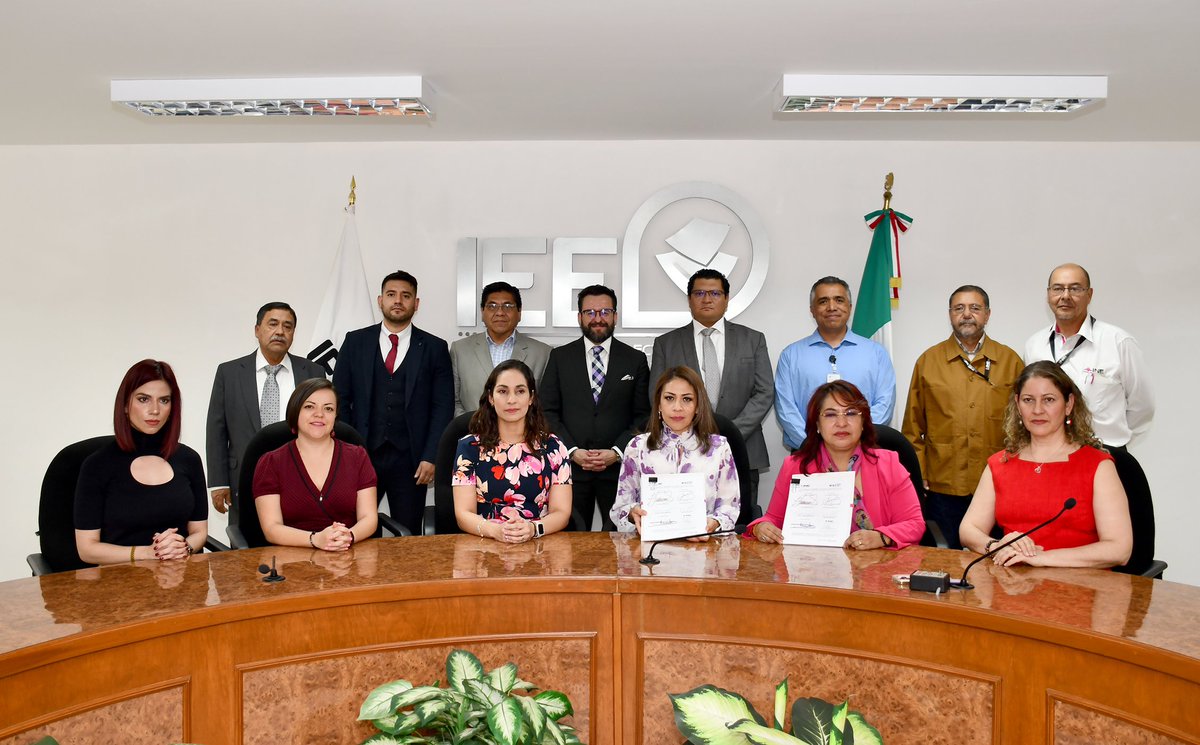 IEEAGS's tweet photo. Esta tarde se celebró la firma de un convenio de colaboración con el @INEMexico y el @INE_Ags, donde se establecieron las bases de coordinación entre ambas instituciones, en el marco de la elección del Poder Judicial de la Federación y el Estado.

#ElecciónJudicialAgs2025⚖️ https://t.co/kn6Nw2LxXF
