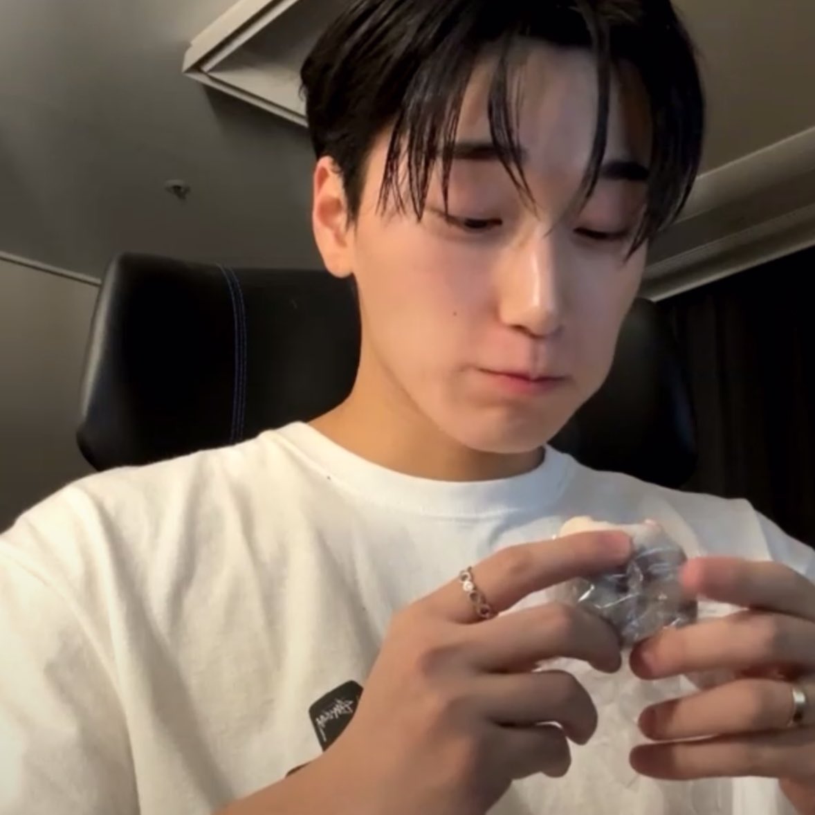⛰ 𝙋𝙐𝙍𝙋𝙇𝙀 𝘾𝙃𝙊𝙄𝙎𝘼𝙉 | ㅇㅅㅇ tweet media