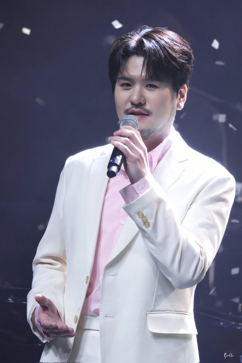 2025 화이트데이콘서트 <우리가 사랑할 때> 25.3.14 
#라포엠 #LAPOEM #정민성 

정밍성 눈빛 너무 달콤해서 나 당충전 과다됐어 (❁´◡`❁)