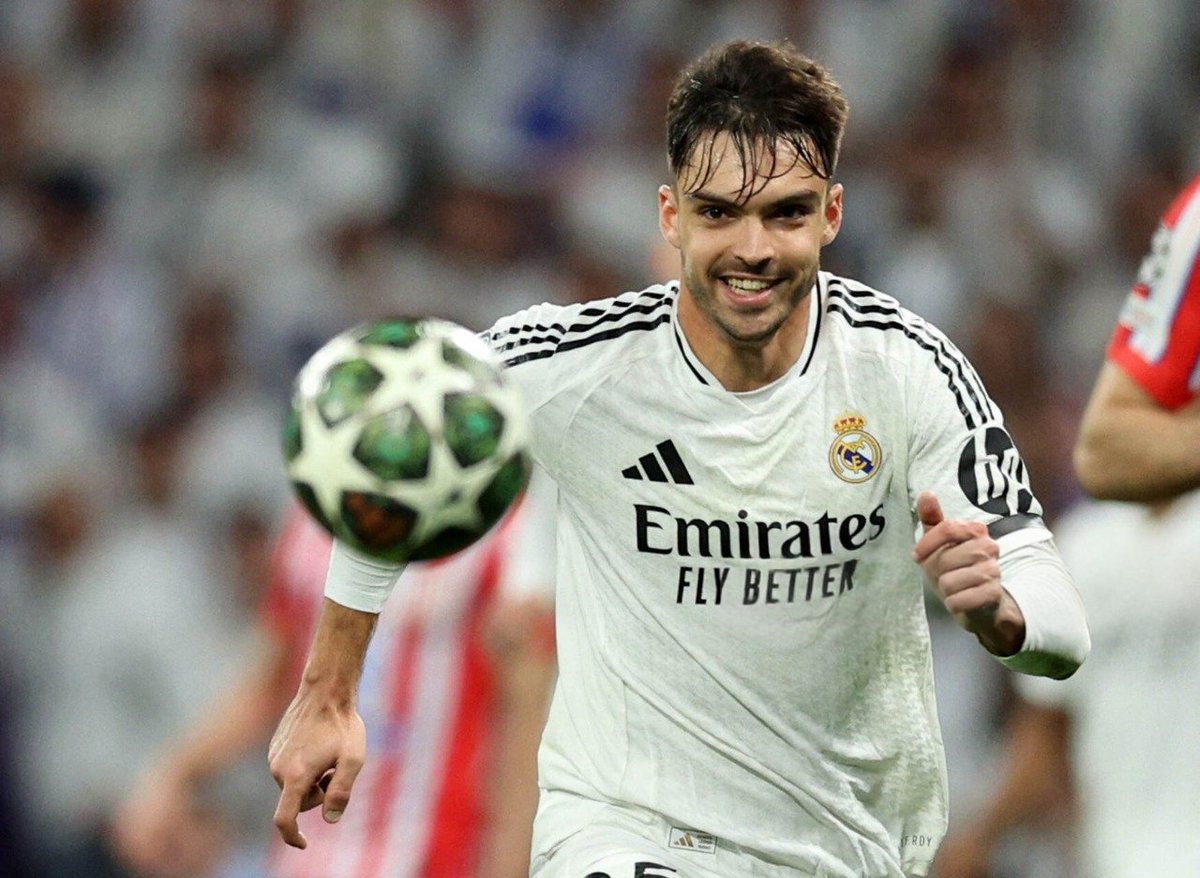 RM4Arab's tweet photo. 🇪🇸 رودرا (ريليفو) | تعتبر قصة اسينسيو واحدة من القصص المذهلة التي ظهرت

• قبل عام من الآن، كان راؤول يلعب لـ شباب ريال مدريد، وفجأة أصبح لاعباً دولياً مع منتخب إسبانيا ولاعباً أساسياً تحت قيادة كارلو أنشيلوتي. https://t.co/dMD7oVmFZx