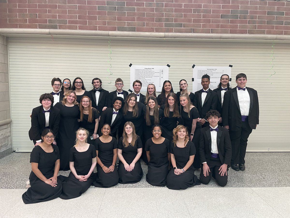 NRHS Choirs tweet media