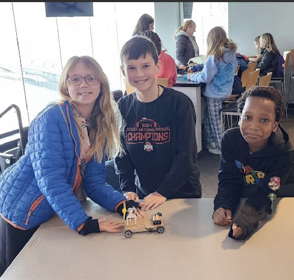 Dillard Drive Magnet Elementary tweet media