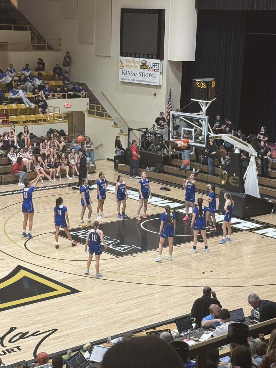 Andover Girls Basketball … Let’s Go. #kspreps <a href="/AndoverHighKS/">Andover (KS) High School</a> <a href="/AHSTrojanAthlet/">Andover Athletics</a>