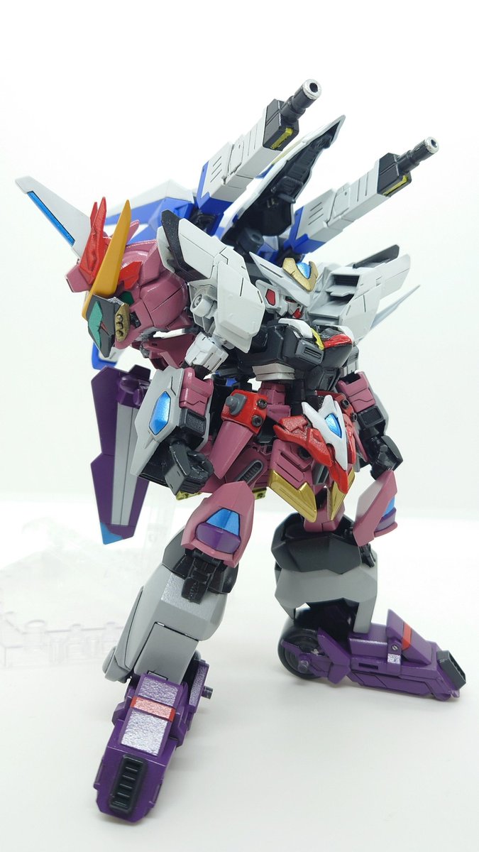 ikaplay's tweet photo. 1/144 Gemini Seed, SD Justice &amp; SD Freedom
Source: https://t.co/Hpej7SYxXi
#Gundam #gunpla #gundamstagram #gunplamodel #gunplabuilder #ikaplay #gundamuniverse #mobilesuit #modelkit #gundamecuador #gunpla #highgrade
#gundamcomunity https://t.co/0cfFUsGF7C