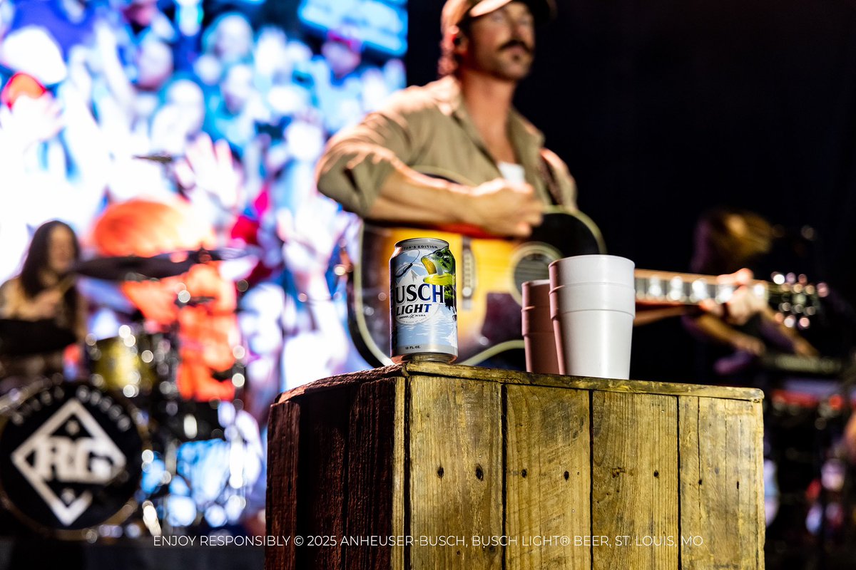 Riley Green (@rileygreenmusic) on Twitter photo #Ad My friends <a href="/BuschBeer/">Busch Beer</a> did it again with their limited edition tackle box pack. Catch all 4 fish before they’re gone. #Ad My friends <a href="/BuschBeer/">Busch Beer</a> did it again with their limited edition tackle box pack. Catch all 4 fish before they’re gone.