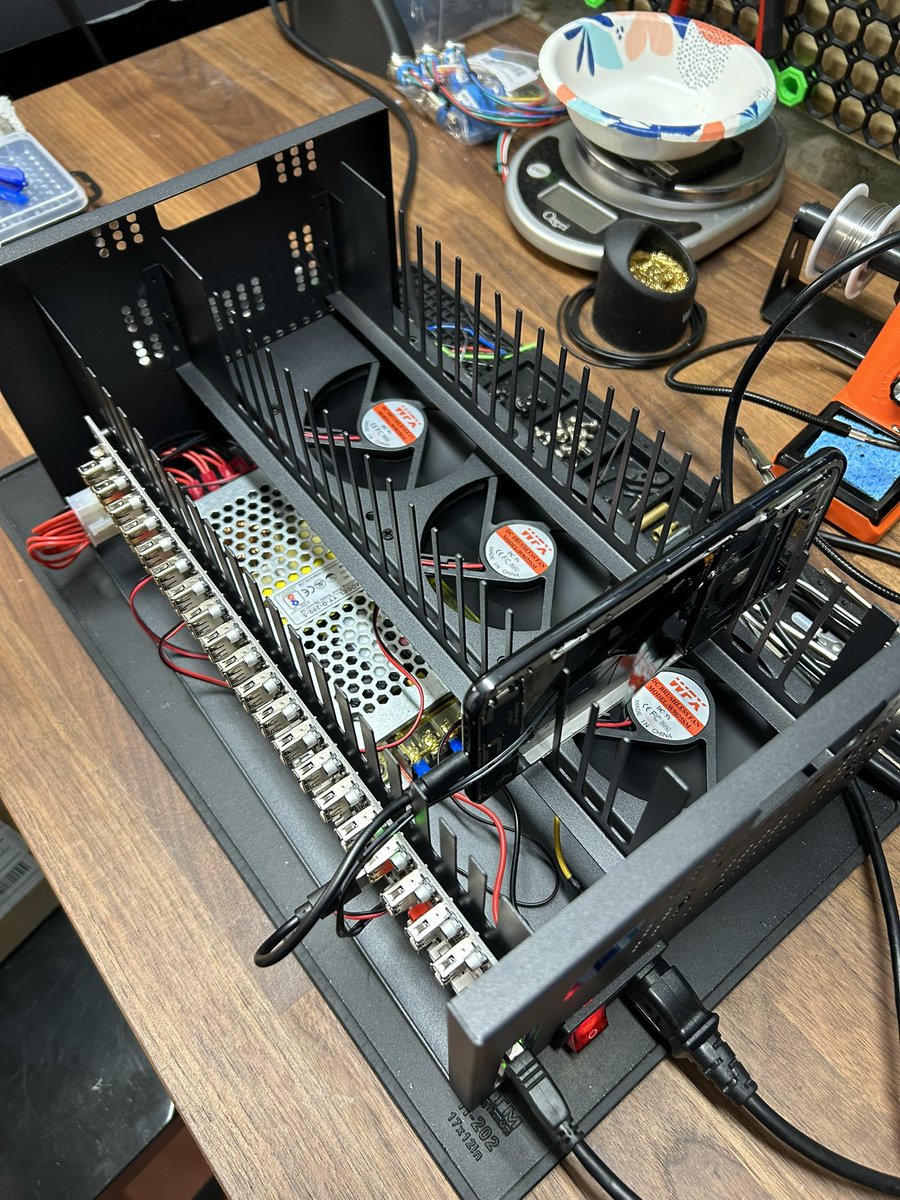 itsjcrane's tweet photo. The start of a fun little project to get some android phones back up and mining $VRSC 

Recently picked up a @Cellhasher reverse and am slowly working to remove batteries, wire up to the BMS, install Ubuntu, and get ccminer hashing again. https://t.co/iYepAFhG2I