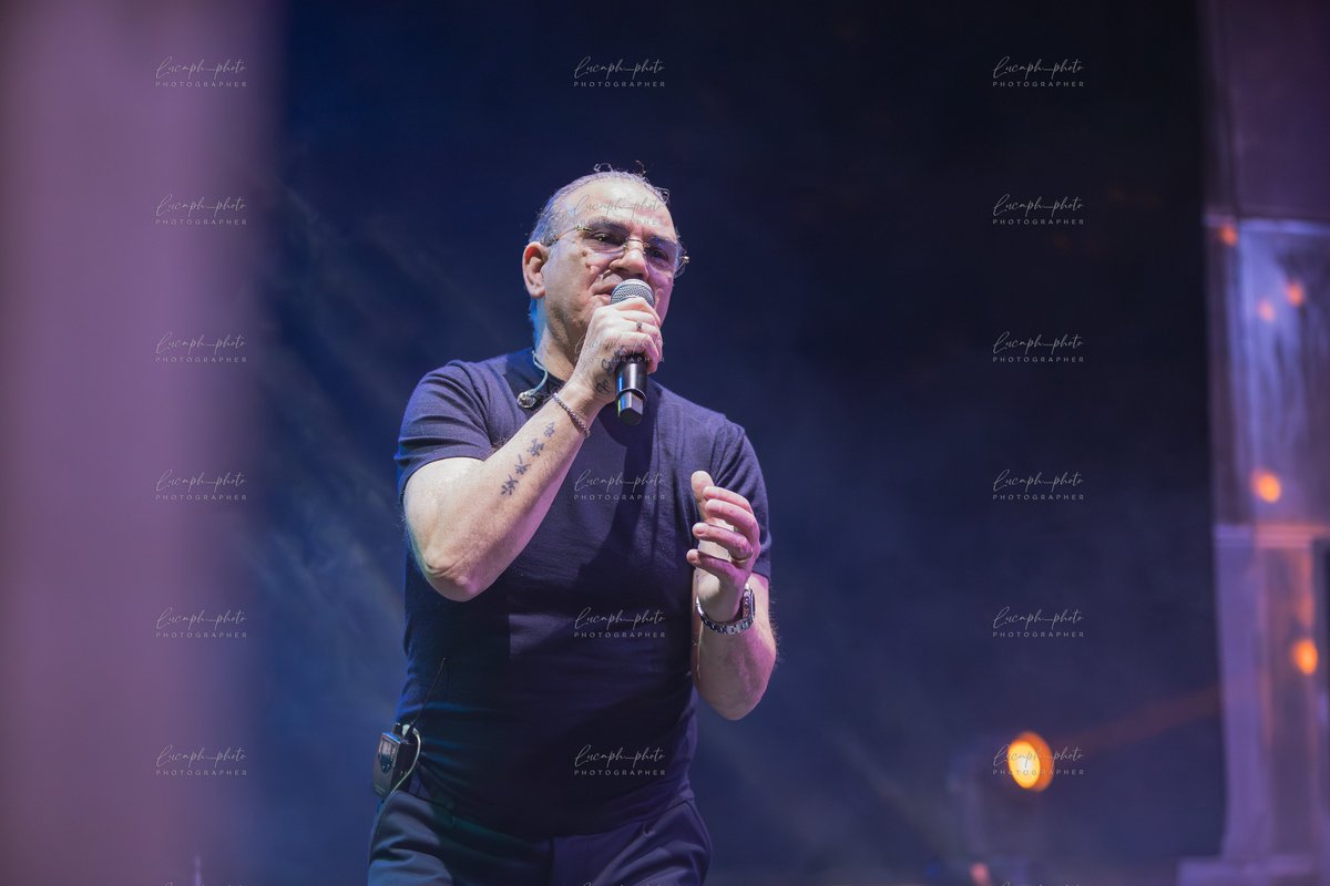 LucaphPhoto's tweet image. Gianni Celeste - Officina della Birra , Bresso - 07 marzo 2025

#gianniceleste #officinadellabirra #napoletano #show #milano #marzo #reportage #photojurnalism #fotografomilano #photographer #livemusicphotography #sottopalco #stagephotography #photographers #onstage #fromthepit