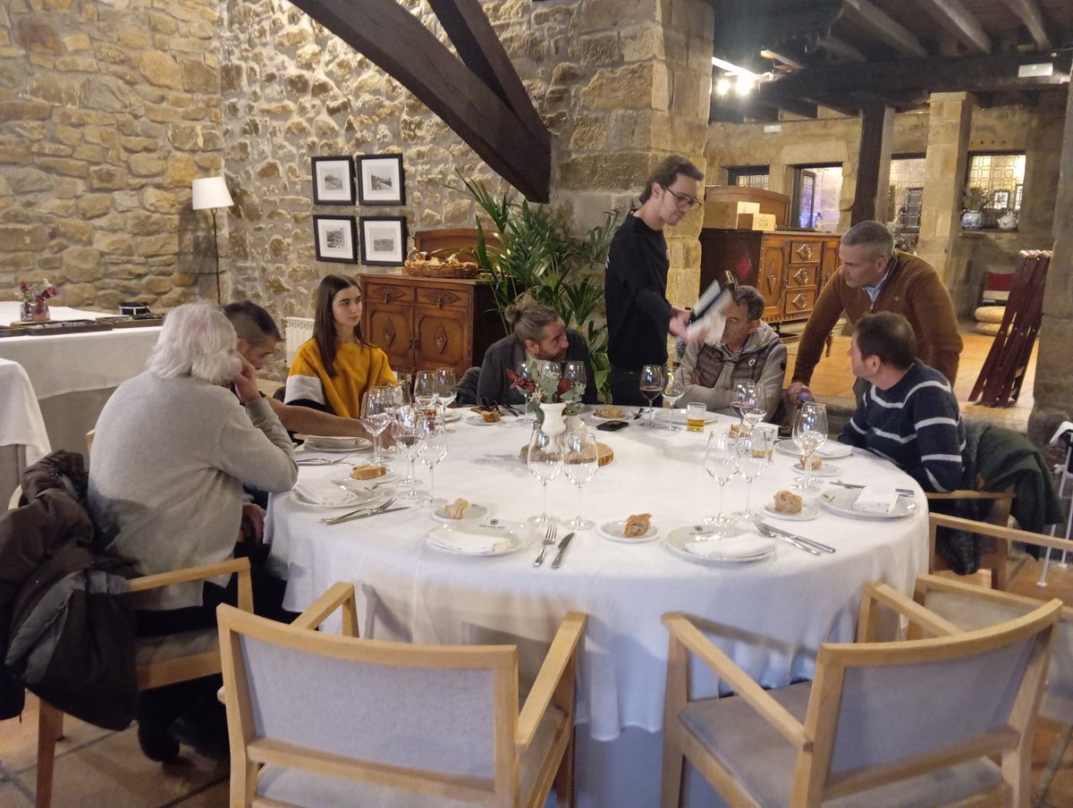 Sociedad San Vicente de Paul Bilbao tweet media