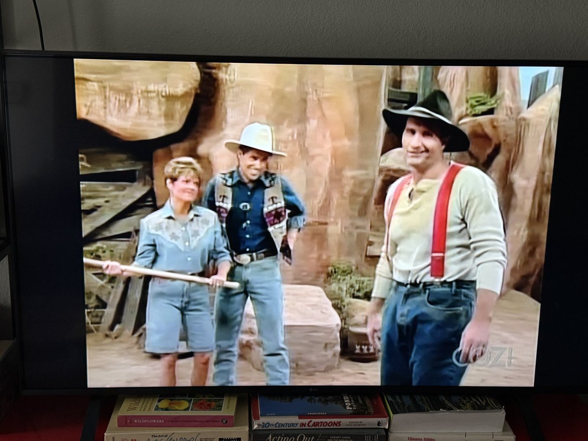 Col. Gustavo Arellano tweet media