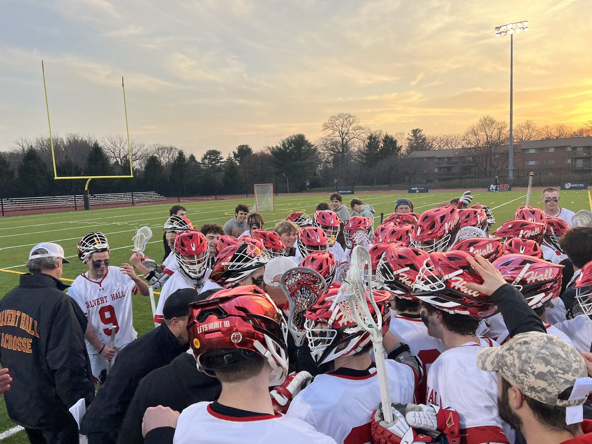 tyxanders's tweet photo. Big upset in Towson, where No. 17 @CalvertHallLax just knocked off No. 2 @LvilleBLacrosse 7-6 in double OT. 

Yale recruit Jack Williams ‘26 netted the game-winner, and another future Bulldog, Ben Cuomo ‘25, was phenomenal at the face-off X for the Cardinals. Heck of a game. https://t.co/ZgAz0osGbQ
