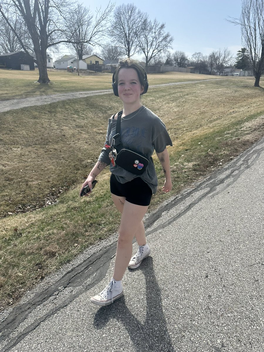 Kevin Barnes tweet media