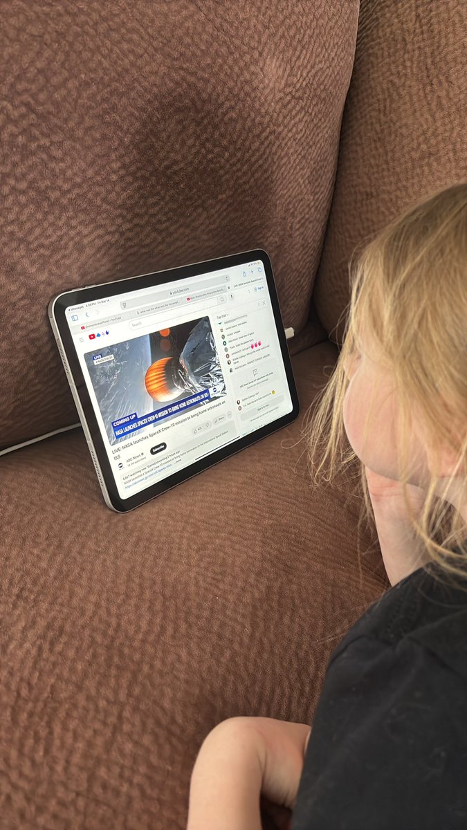 Forgive42322292's tweet photo. @elonmusk My 8 year old is so inspired right now! https://t.co/2TsCkCsCj7