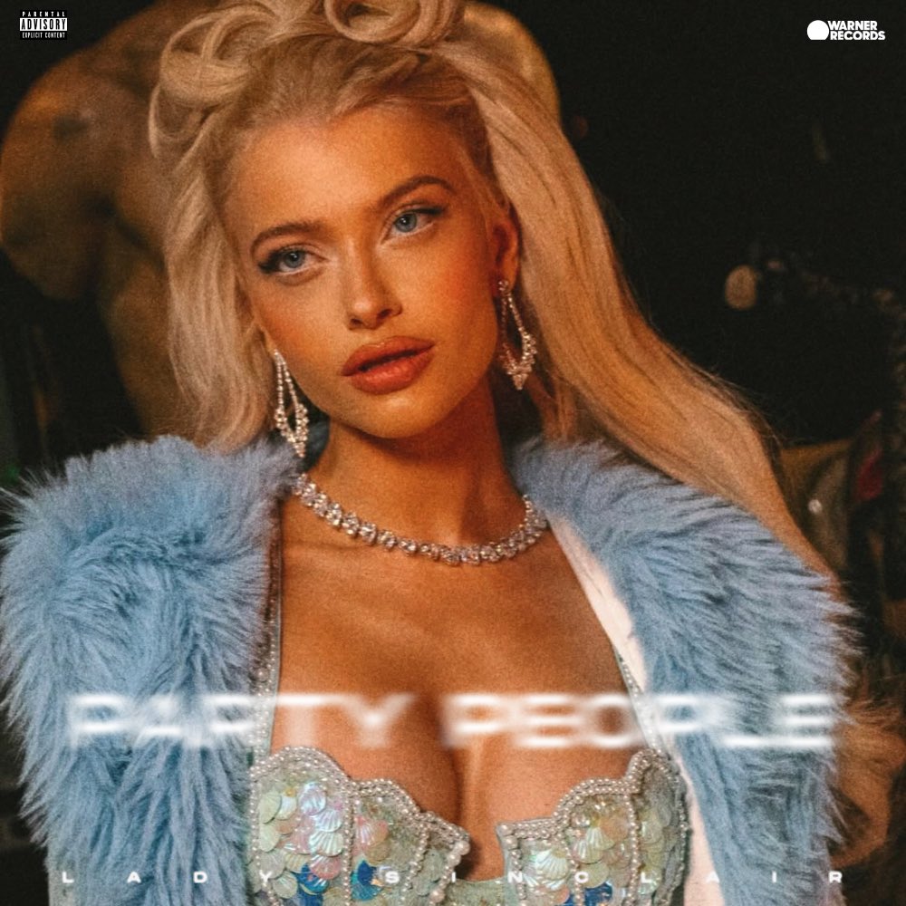 ¡La espera terminó! Estoy emocionada de presentarles Party People, mi nuevo single. Espero que lo disfruten tanto como yo disfruté creándolo. ¡Nos vemos en la pista!  🪩🔥

🎶 bit.ly/PartyPeopleSin…
📹 bit.ly/PartyPeopleMV