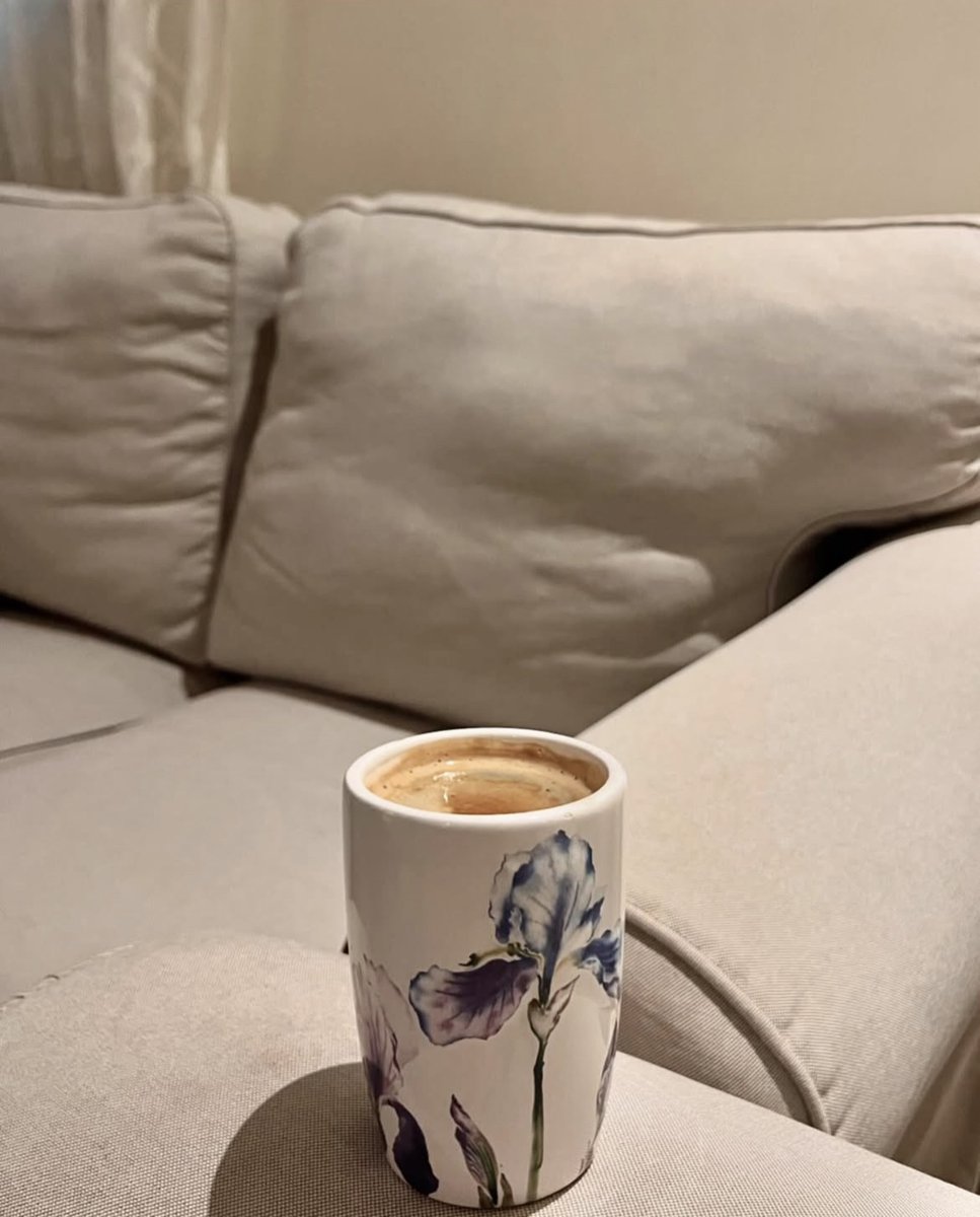 الليل أُنـسٌ و النهارُ سكينةٌ
ليـتَ الزمانَ جميعهُ رمضانُ🤎