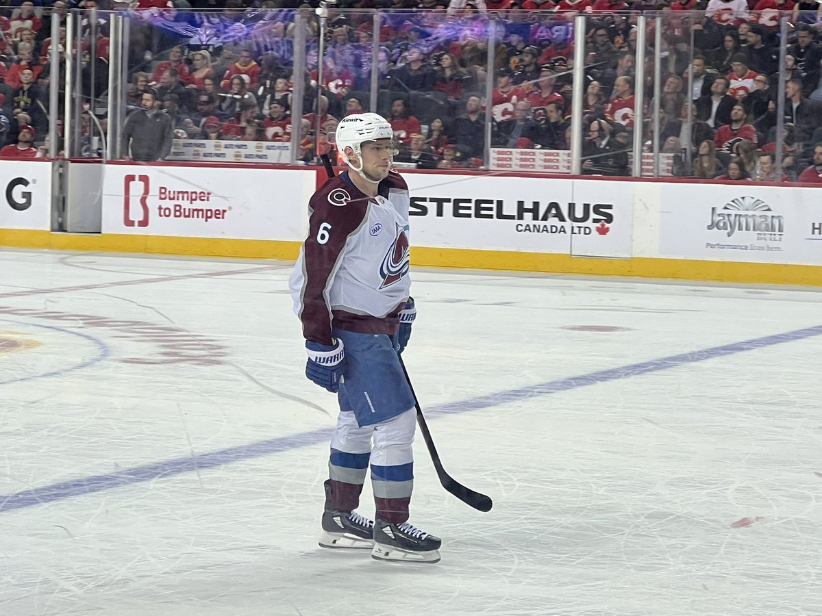 CraigMomney's tweet photo. Good to see this guy back in burgundy and blue. Welcome back EJ @Avalanche https://t.co/wv4BPB5wNR