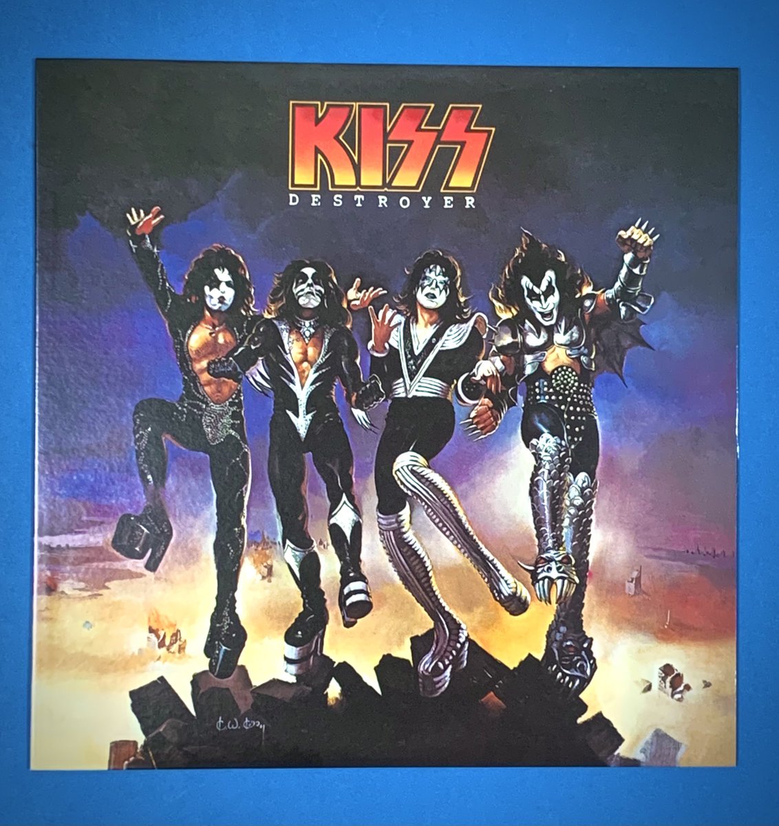 FigureMaster963's tweet photo. 1976 March 15, KISS released “DESTROYER”.
#kissarmy #kissdestroyer #destroyer https://t.co/xHdLfS4PPp