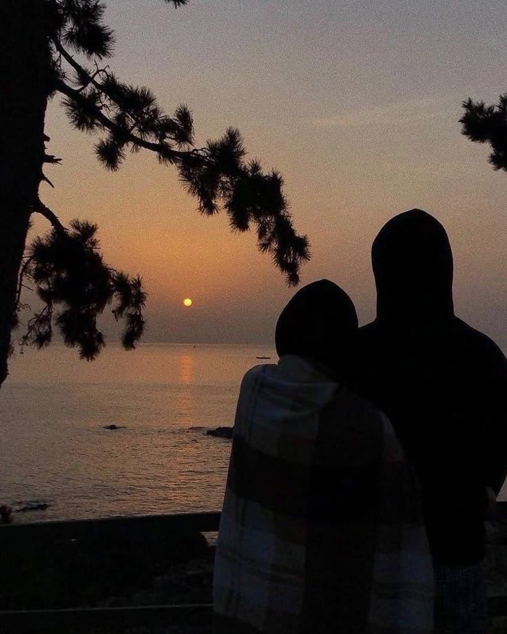 sohailola2_'s tweet photo. عسَانا نلتقِي،
وعسَى اللِّقاء يكُون قريبًا. https://t.co/aoS9OulFyb