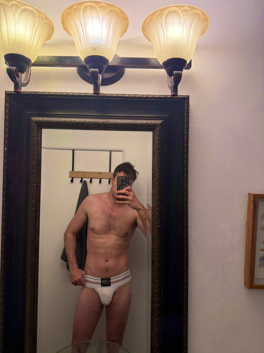 Hungcutausboy1 tweet media