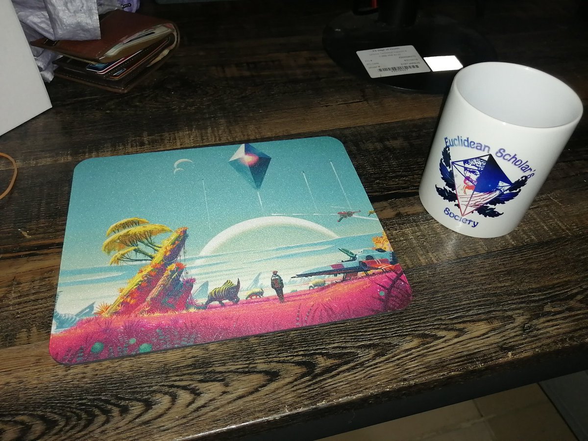 edgarsoft's tweet photo. My birthday presents! 😲😲👌👌 @NoMansSky #NoMansSky @hellogames #LoveHelloGames #NMS_ESS https://t.co/jREden8H4I