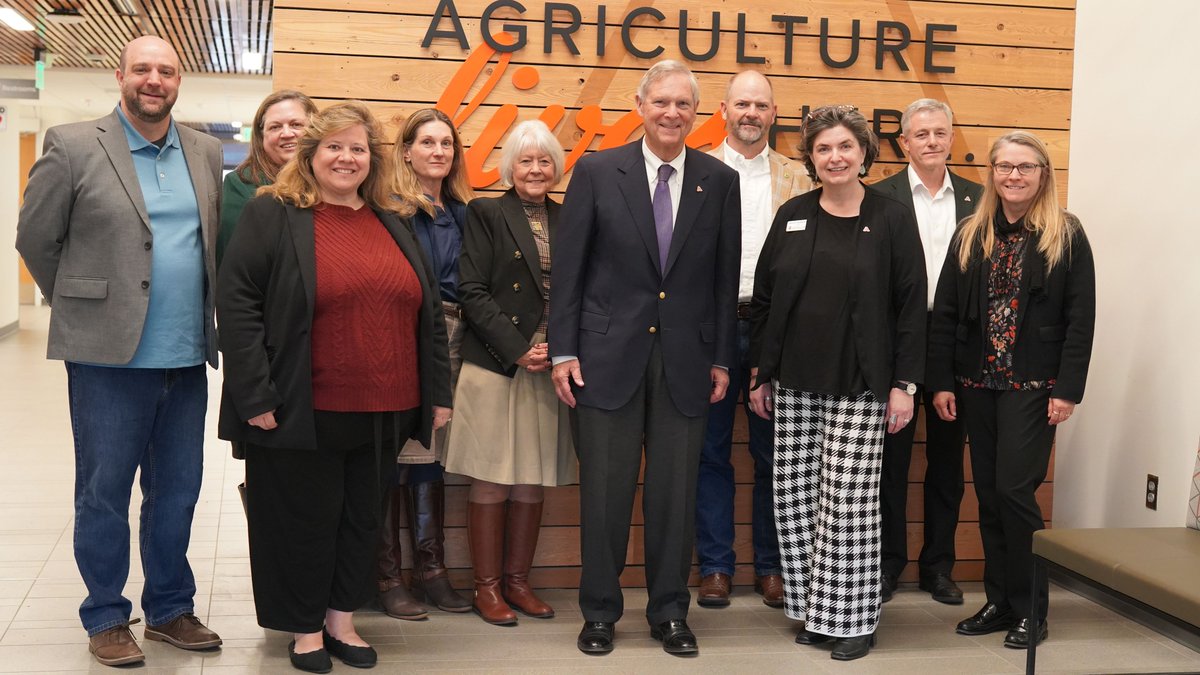 Carolyn Lawrence-Dill tweet media