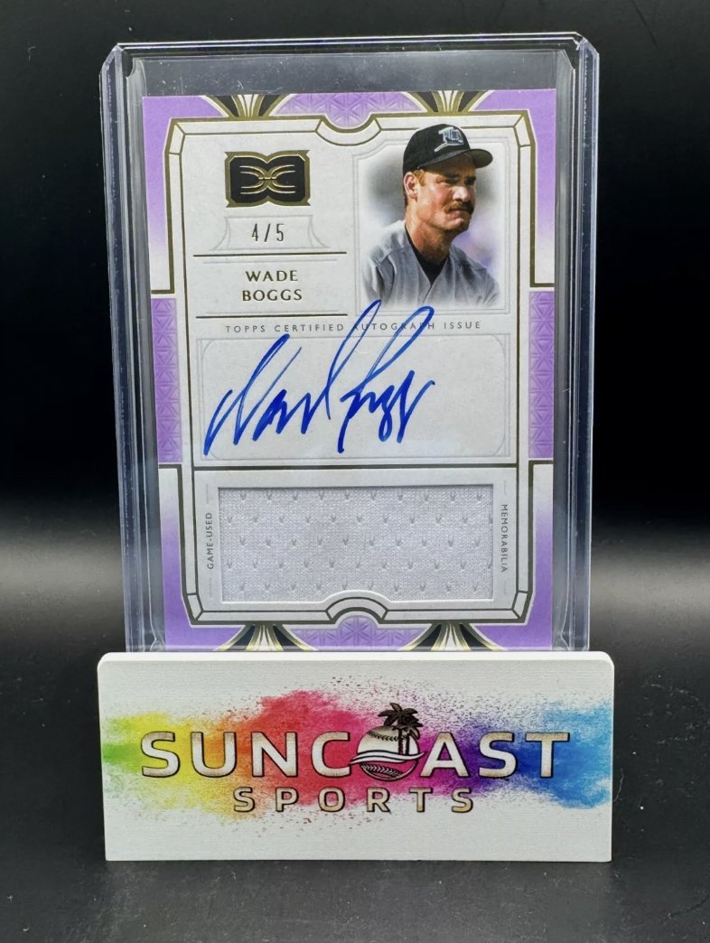 thelafleurboys's tweet image. 🏆 WADE BOGGS AUTO RELIC /5! 🏆

ebay.com/itm/3760507289…

Another monster hit from SuncoastSports!

#WadeBoggs #Rays #ToppsDefinitive #AutoRelic #MLB #BaseballCards #SportsCards #HobbyLove