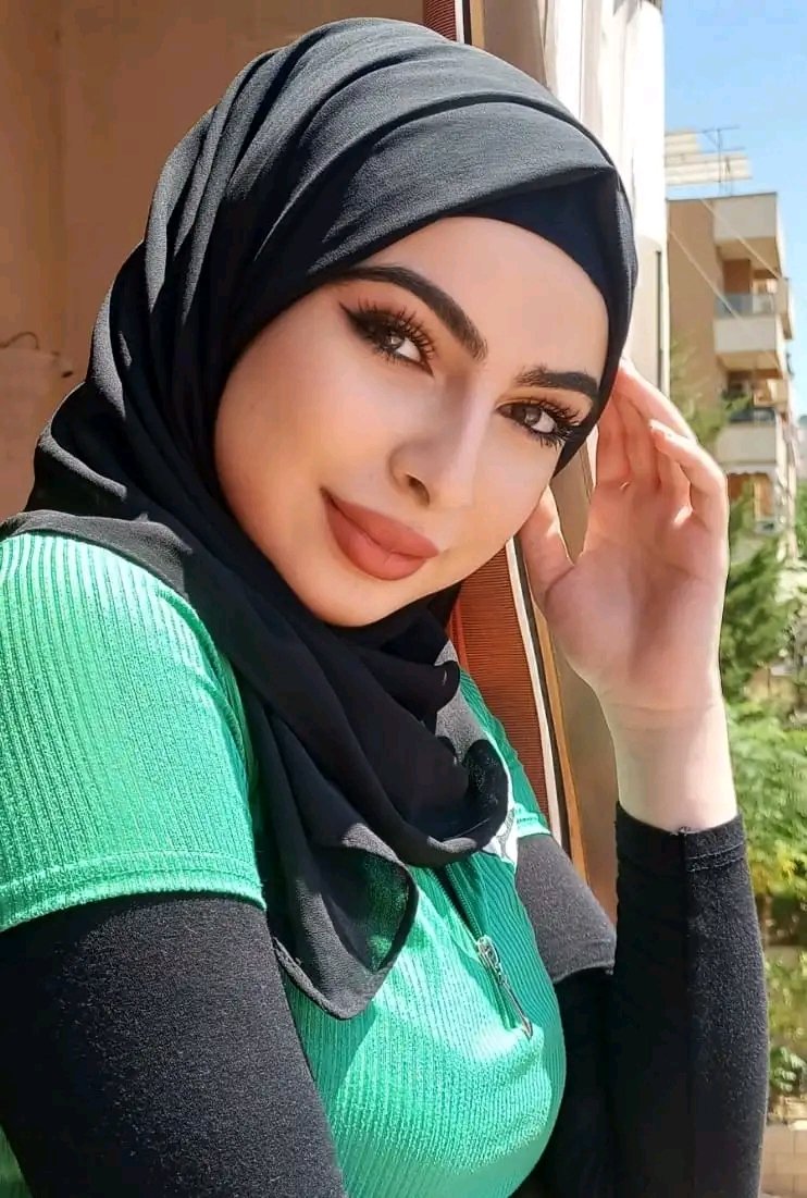 صباح الخير 🕊
معا عبير الزهور وعطر الرياحين 🕊
اقول لكم🕊
  🌼جمـــــــــــعة مبــــــــاركة🌼
اللهم صلِّ وسلم على سيدنا محمد🌼
عطر الله جمعتكم بالصلاة على النبي 
🕊
نجلاء باوزير