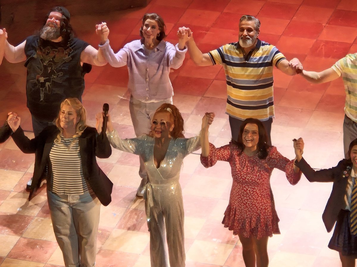 Toni McDonald tweet media