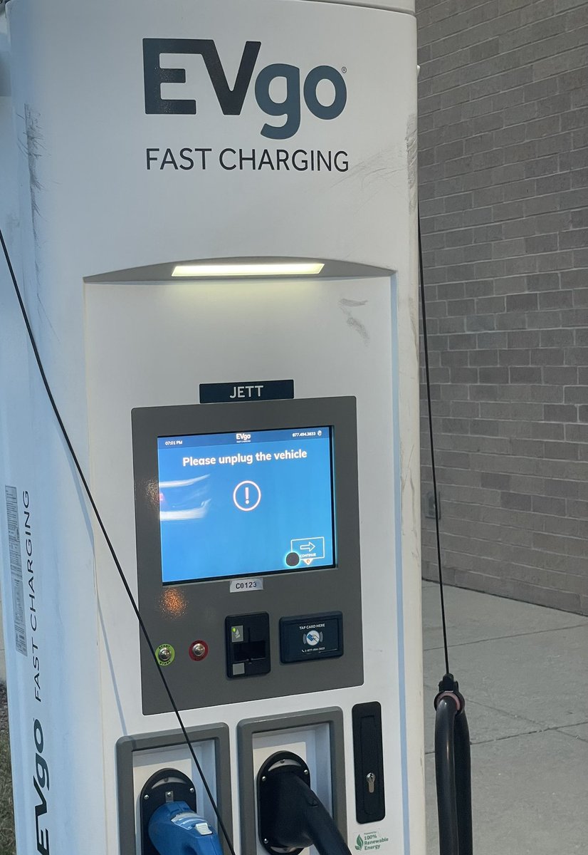 Car_Guy_Tom's tweet image. At @evgonetwork, our motto is, “Occasionally is good enough!” #Broken #BrokenAgain #Jett #EVCharging