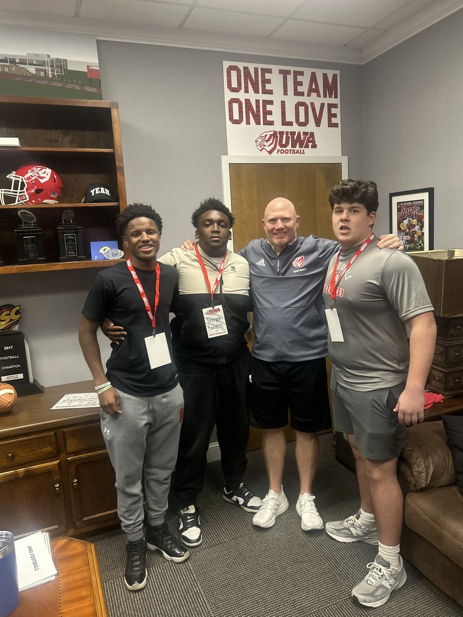 Tylan smith (@tylansmith_5) on Twitter photo Had a great time at West Alabama today! Can’t wait to be back!!
<a href="/32jaysmith/">Jamarcus Smith</a>
<a href="/CoachYeah/">Scott Cochran</a>
<a href="/Muscle_ShoalsFB/">Muscle Shoals Football</a> <a href="/RecruitTrojans/">Recruit Muscle Shoals</a> Had a great time at West Alabama today! Can’t wait to be back!!
<a href="/32jaysmith/">Jamarcus Smith</a>
<a href="/CoachYeah/">Scott Cochran</a>
<a href="/Muscle_ShoalsFB/">Muscle Shoals Football</a> <a href="/RecruitTrojans/">Recruit Muscle Shoals</a>