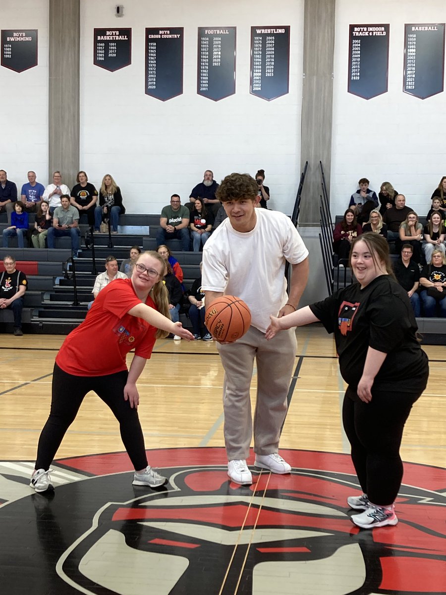 What a Great Game by the Lancaster Unified Team and LPD. It ended in a 66-66 tie but EVERYONE WON! Thank you to everyone who helped and attended the game. Thank you Joe Andreessen.Go Unified Legends! <a href="/LHS_Athletics1/">Lancaster Athletics</a> <a href="/LancasterCSD/">Lancaster Schools</a> <a href="/Section6USBBall/">Section6UnifiedBBall</a> <a href="/SpecOlympicsNY/">Special Olympics New York</a> <a href="/LancVarGirlsLax/">LHS Girls Var Lax</a>