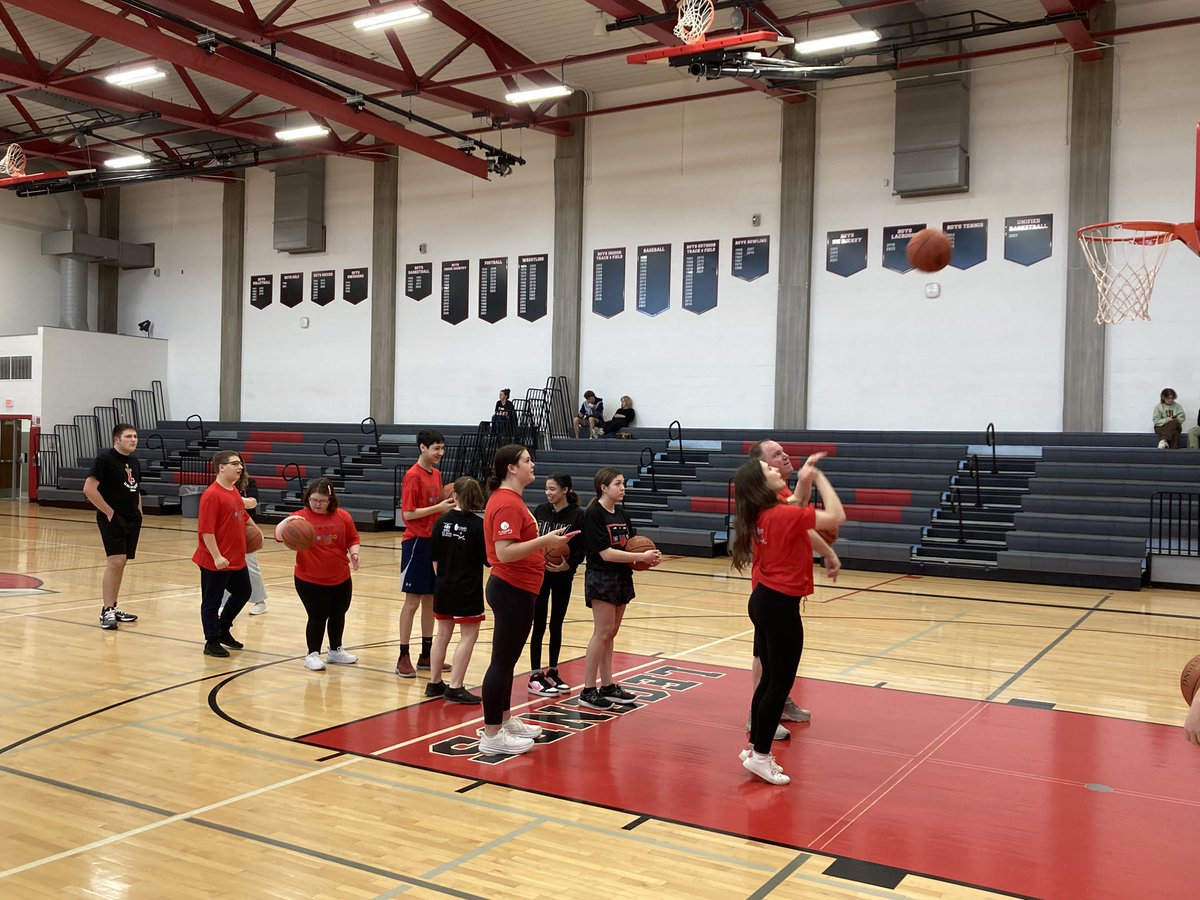 UnifiedBBLHS's tweet photo. What a Great Game by the Lancaster Unified Team and LPD. It ended in a 66-66 tie but EVERYONE WON! Thank you to everyone who helped and attended the game. Thank you Joe Andreessen.Go Unified Legends! @LHS_Athletics1 @LancasterCSD @Section6USBBall @SpecOlympicsNY @LancVarGirlsLax https://t.co/Iu11JChz4y