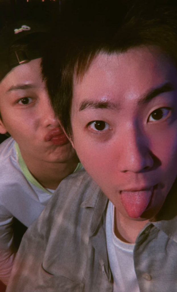 Rawi_Ps's tweet photo. ตื่นมา เจอสิ่งนี้ Very happy 
#ออฟกัน  #OffGun 😁😁 https://t.co/nGmVM4njrK