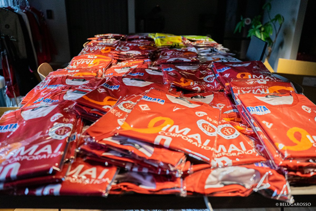 2025先行販売ユニフォーム発送準備中!!🙌

3/23(SUN)リーグ開幕戦は会場を赤く染めて共に闘いましょう🔴🔵

#常昇 #ベルガロッソいわみ