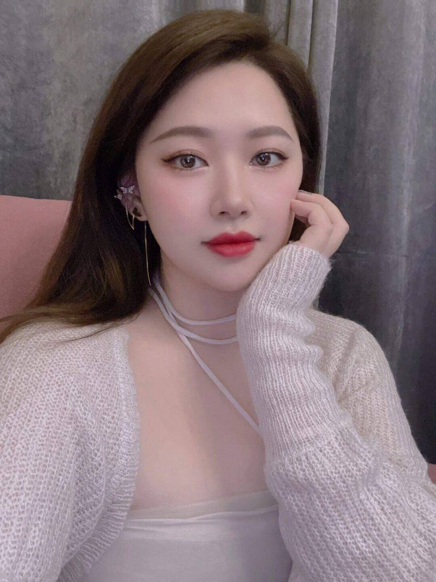 Anna (@mr_moe_318) on Twitter photo 