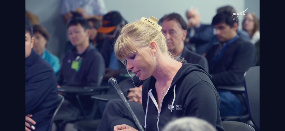 Ellie in Space 🚀💫 tweet media